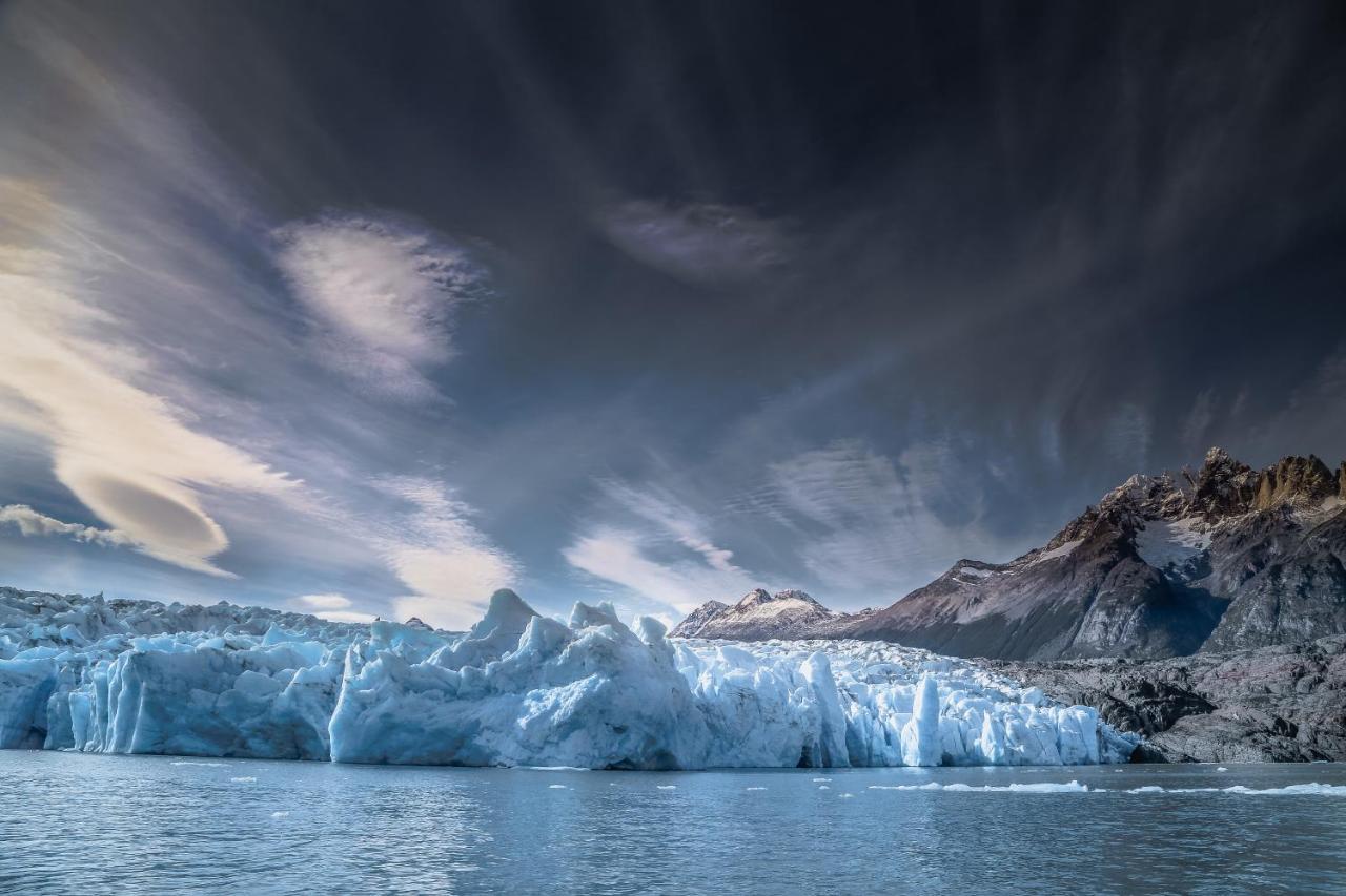 Hotel Lago Grey Torres del Paine National Park Exterior foto